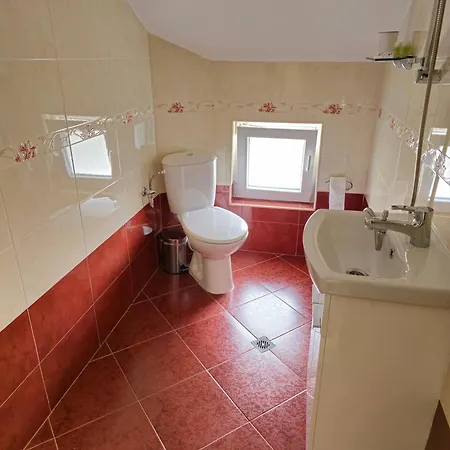 Prázdninový dům спирката 2 Hotovo