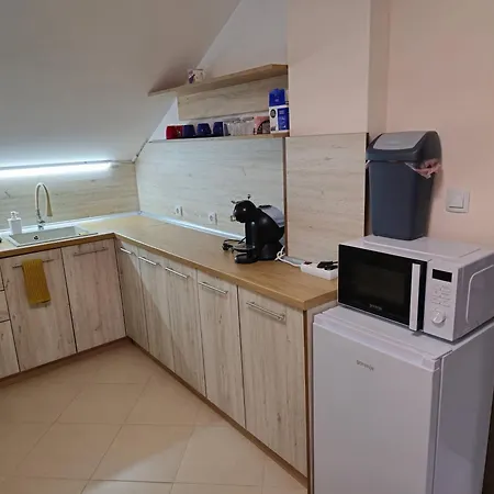 Prázdninový dům спирката 2