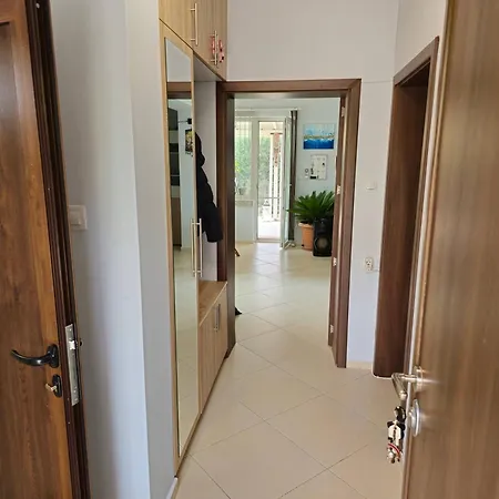 спирката 2 Nyaraló