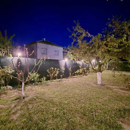 спирката 2 Nyaraló *