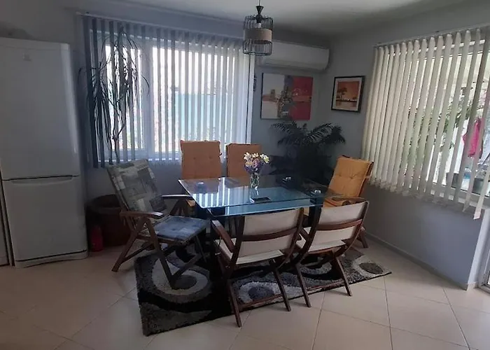 Hébergement de vacances спирката 2 Hotovo