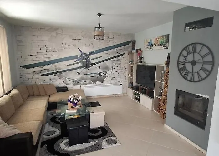 Hébergement de vacances спирката 2 Hotovo